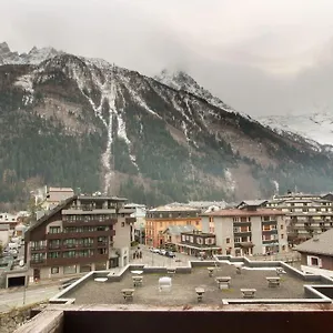 Apartment L'aiguille - Center Of - View Mont-blanc, Chamonix