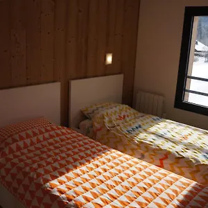 Apartment Modern 2br 5* Pool Gym Garage Mont-blanc View, Chamonix